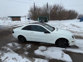 2008 Mercedes-Benz CLK-Класс 350 II (W209) Рестайлинг, белый, 650000 рублей, вид 4