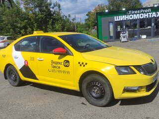2019 Skoda Octavia III (A7) Рестайлинг, жёлтый, 850000 рублей, вид 3