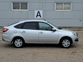 2024 Lada (ВАЗ) Granta I Рестайлинг, серый, 769000 рублей, вид 4
