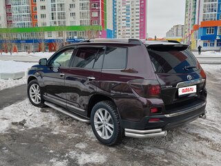 2011 Toyota Highlander II (XU40) Рестайлинг, пурпурный, 2100000 рублей, вид 5