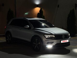 2019 Volkswagen Tiguan II, серебристый, 2650000 рублей, вид 3