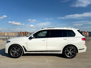 2019 BMW X7 40i I (G07), белый, 7780000 рублей, вид 2