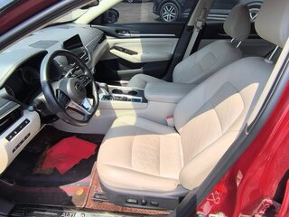 2020 Nissan Altima VI (L34), красный, 2070000 рублей, вид 4