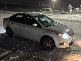 2010 Ford Focus II Рестайлинг, белый, 550000 рублей, вид 4