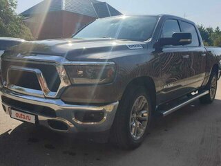 2019 Ram 1500 Crew Cab eTorque V, серый, 6200000 рублей, вид 4