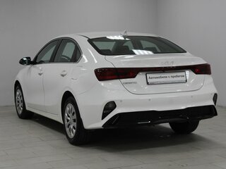 2021 Kia Cerato IV Рестайлинг, белый, 2029900 рублей, вид 4