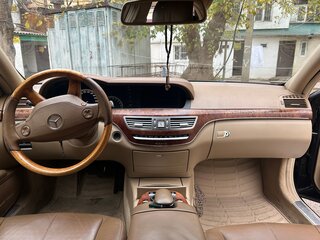 2007 Mercedes-Benz S-Класс 500 Long V (W221), чёрный, 1250000 рублей, вид 5
