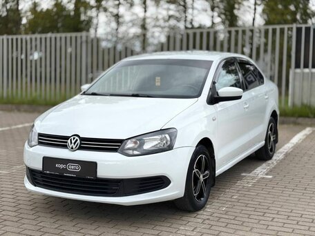 2014 Volkswagen Polo V, белый, 752000 рублей, вид 3
