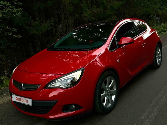 2012 Opel Astra GTC J Рестайлинг, красный, 1100000 рублей