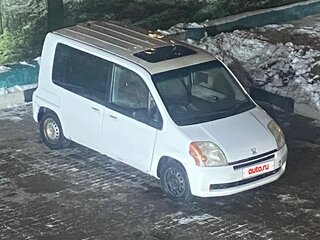 2002 Honda Mobilio I, белый, 385000 рублей, вид 4