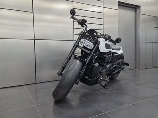 2021 Harley-Davidson Sportster S, белый, 1170000 рублей, вид 5