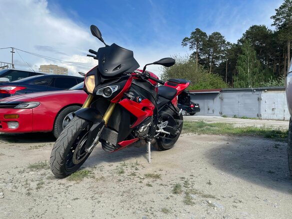 2015 BMW S 1000 R, красный, 1070000 рублей - вид 1