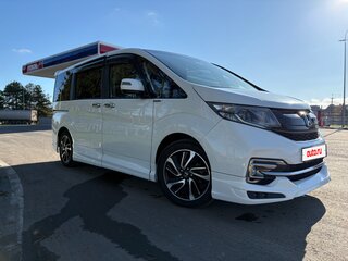 2015 Honda Stepwgn Spada V, белый, 1600000 рублей, вид 1