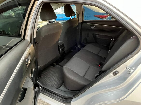 2014 Toyota Corolla XI (E160, E170, E180), серебристый - вид 11