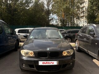 2011 BMW 1 серии 116i I (E81/E82/E87/E88) Рестайлинг, чёрный, 600000 рублей, вид 2