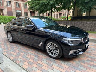 2017 BMW 5 серии 520d xDrive VII (G30/G31/G38), чёрный, 4000000 рублей, вид 2