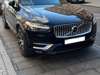 2020 Volvo XC90 II Рестайлинг 1, чёрный, 4500000 рублей, вид 2
