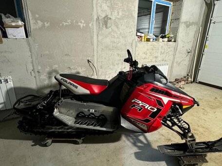 2011 Polaris 600 Switchback, красный, 650000 рублей, вид 4
