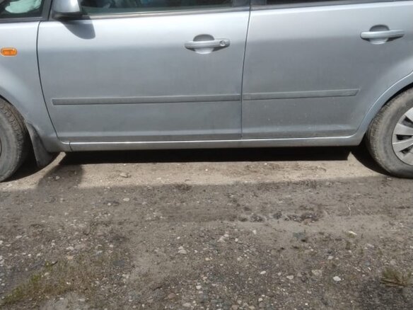 2003 Ford C-MAX I, серебристый, 390000 рублей - вид 3