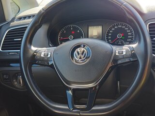 2016 Volkswagen Sharan II Рестайлинг, белый, 1600000 рублей, вид 4
