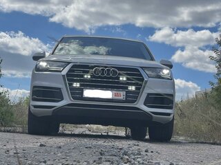 2017 Audi Q7 II (4M), белый, 4190000 рублей, вид 5