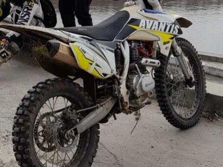 2019 Avantis FX 250, белый, 120000 рублей, вид 1