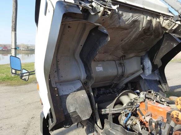 1994 Isuzu Forward (F-Series), белый, 2500000 рублей - вид 15