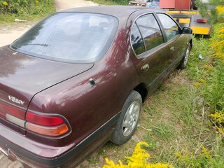 1997 Nissan Maxima IV (A32), пурпурный, 120000 рублей, вид 3