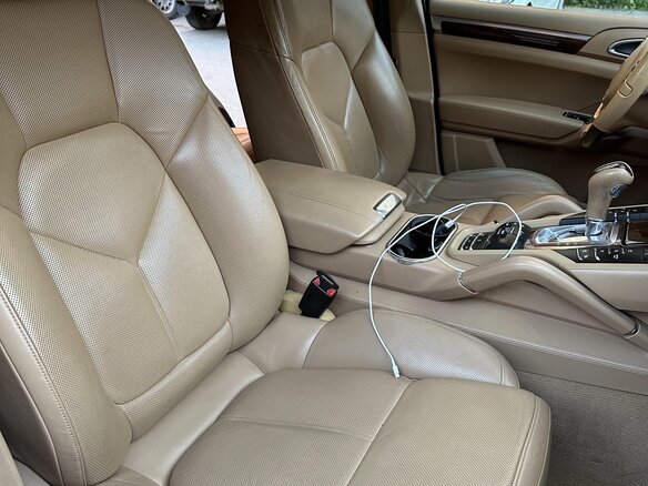 2012 Porsche Cayenne S II (958), фиолетовый, 1900000 рублей - вид 12