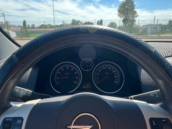 2008 Opel Astra H Рестайлинг, серебристый, 620000 рублей - вид 15