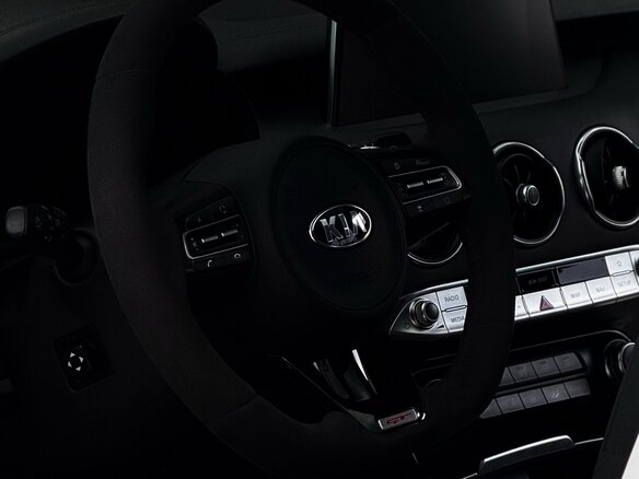2019 Kia Stinger I, белый, 2900000 рублей - вид 4