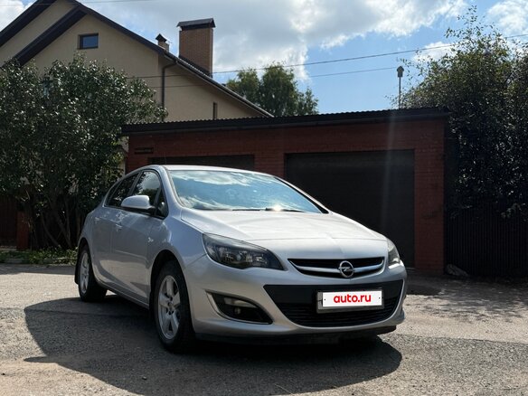 2012 Opel Astra J Рестайлинг, серебристый, 799999 рублей - вид 3