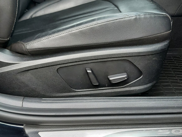 2020 Hyundai Sonata VIII (DN8), жёлтый, 2100000 рублей - вид 10