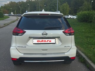 2017 Nissan Rogue II Рестайлинг, белый, 1630000 рублей, вид 4