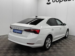 2021 Skoda Octavia IV (A8), белый, 1849000 рублей, вид 4