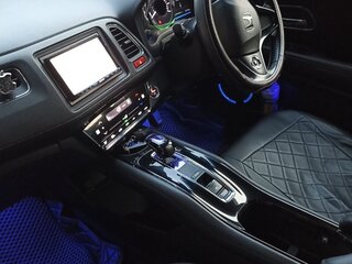 2014 Honda Vezel I, белый, 1550000 рублей, вид 5