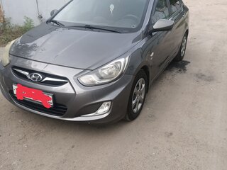 2012 Hyundai Solaris I, серый, 720000 рублей, вид 1
