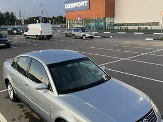 2001 Volkswagen Passat B5 Рестайлинг, голубой, 225000 рублей, вид 2