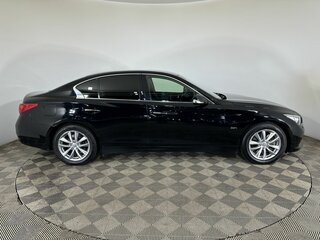 2017 Infiniti Q50 I, чёрный, 1580000 рублей, вид 4