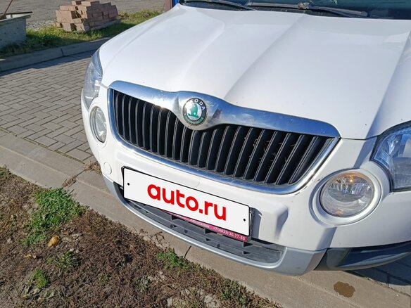 2012 Skoda Yeti I, белый, 752000 рублей - вид 12