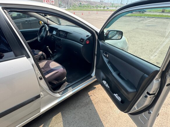 2004 Toyota Corolla IX (E120, E130), серебристый, 510000 рублей - вид 12