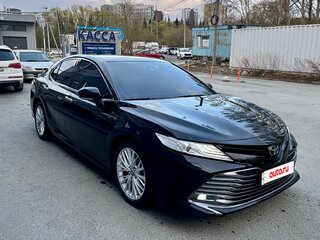 2018 Toyota Camry VIII (XV70), чёрный, 3100000 рублей, вид 2