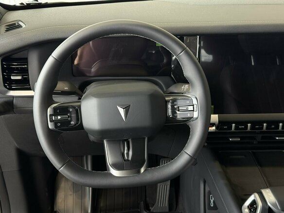 2025 Changan Deepal G318 I, белый - вид 8