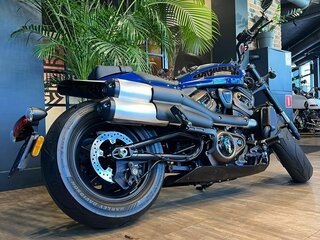 2023 Harley-Davidson Sportster S, синий, 1850000 рублей, вид 5