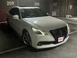 2014 Toyota Crown XIV (S210), белый, 2220000 рублей, вид 4