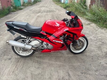 1996 Honda CBR 600F, красный, 420000 рублей, вид 1