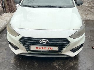 2017 Hyundai Solaris II, белый, 900000 рублей, вид 2