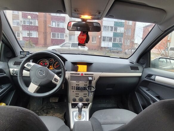 2008 Opel Astra H Рестайлинг, серый, 600000 рублей - вид 5