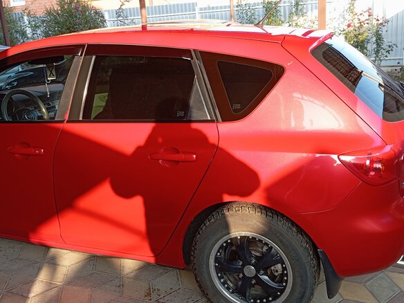 2004 Mazda 3 I (BK), красный, 450000 рублей - вид 8