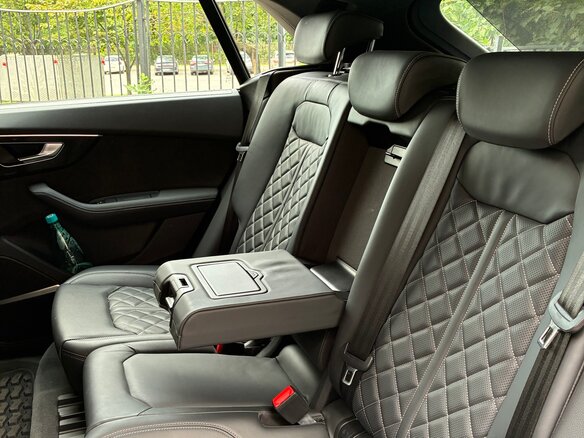 2022 Audi Q8 45 TDI I (4M), чёрный - вид 19